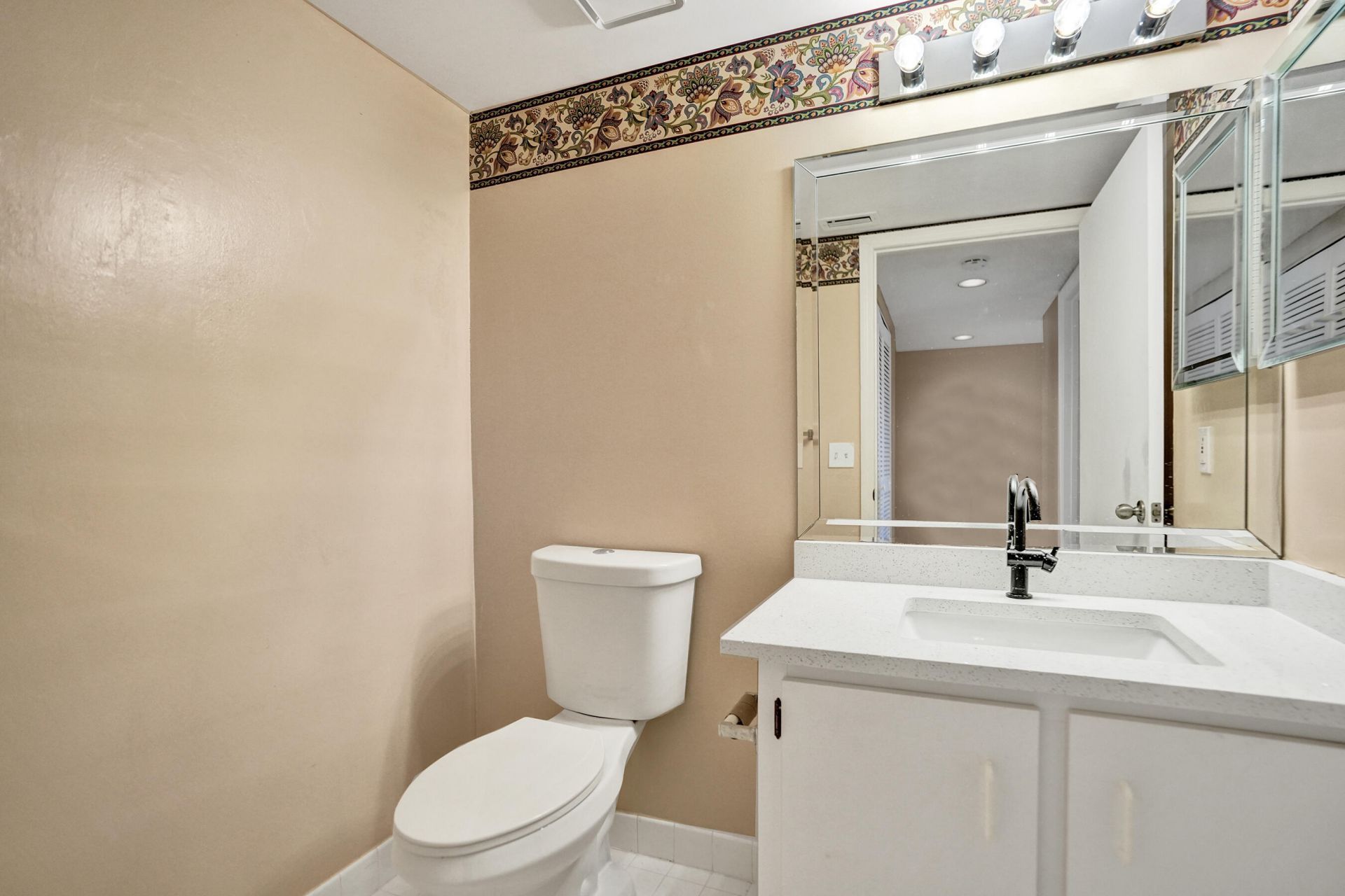 7557 Trent Drive, Unit 213, Tamarac, FL 33321 Photo