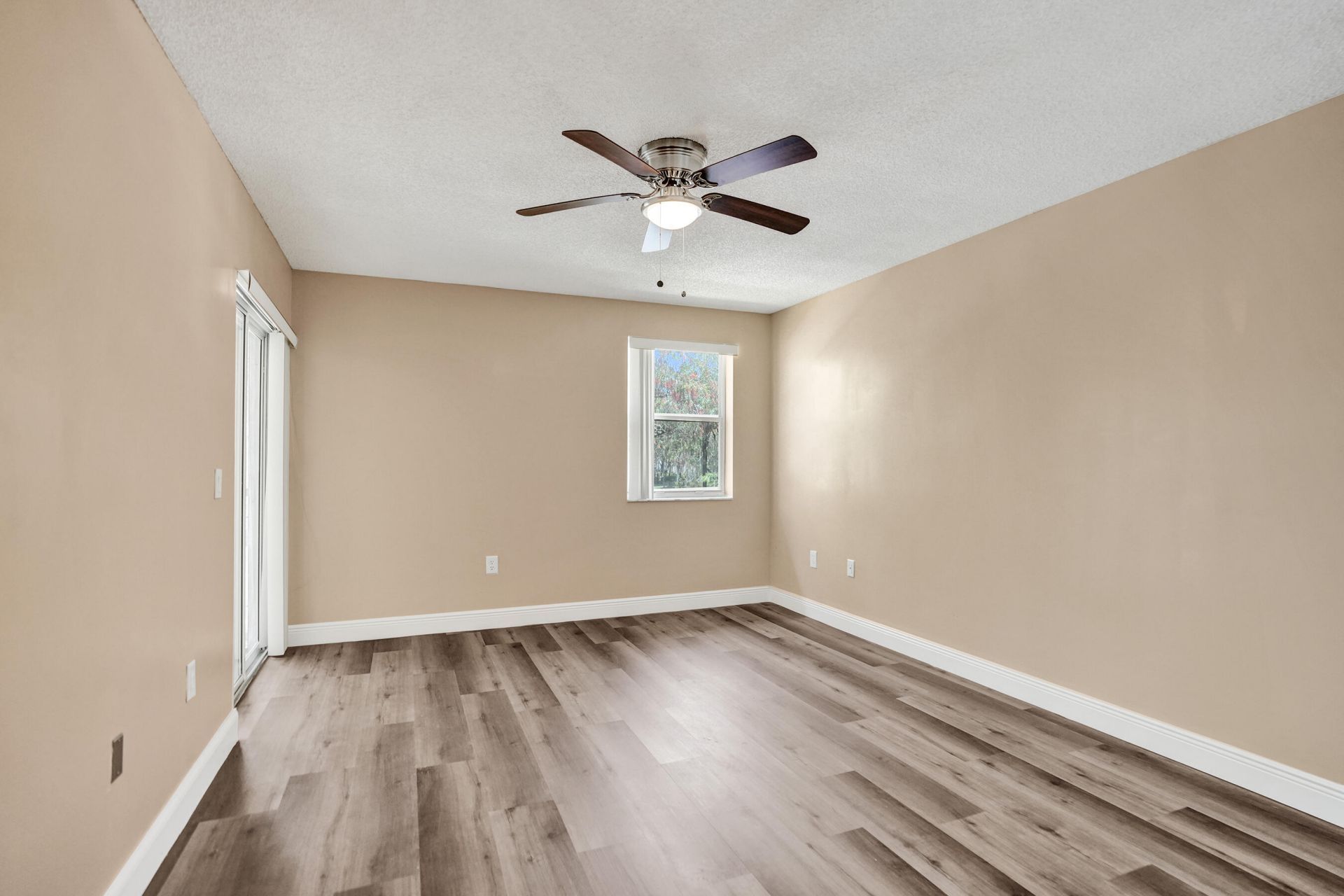 7557 Trent Drive, Unit 213, Tamarac, FL 33321 Photo