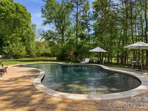 149 Vista Bluff Lane, Mooresville, NC 28117