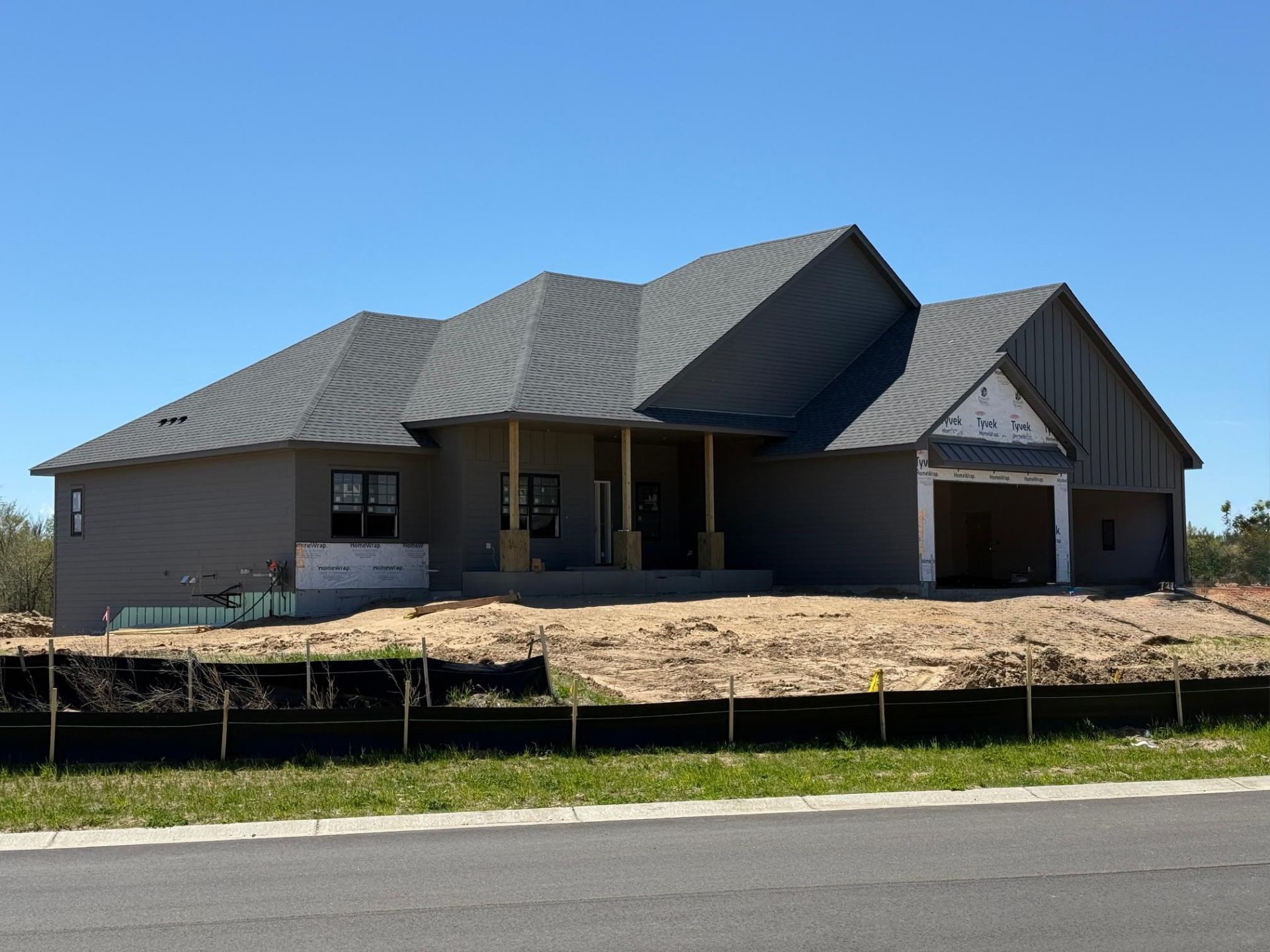 2490 179th Avenue NE, Ham Lake, MN 55304
