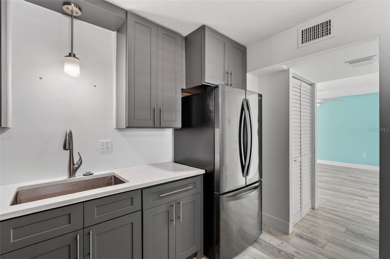 7465 Bay Island Drive S, Unit 217, South Pasadena, FL 33707 Photo