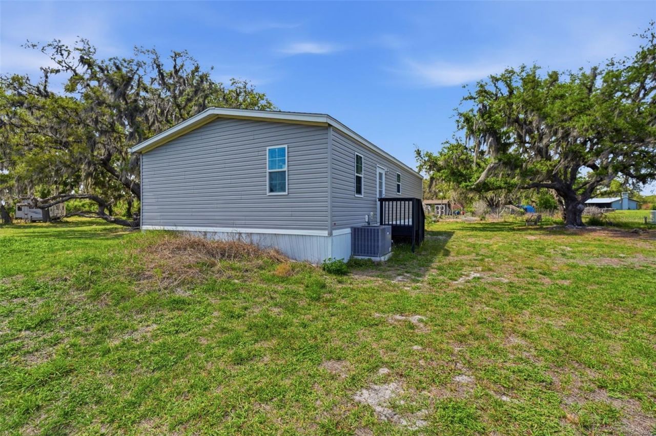 5625 Hog Town Lane, Myakka City, FL 34251 Photo