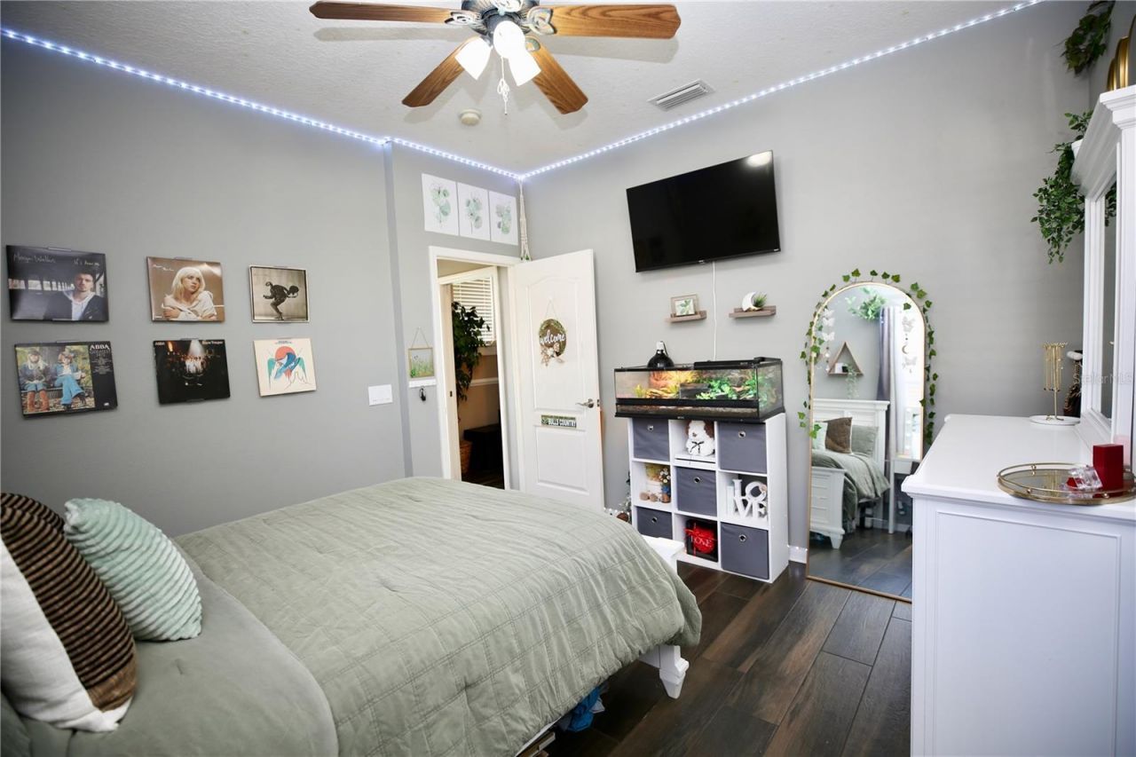 2410 Tea Olive Terrace, Valrico, FL 33594 Photo