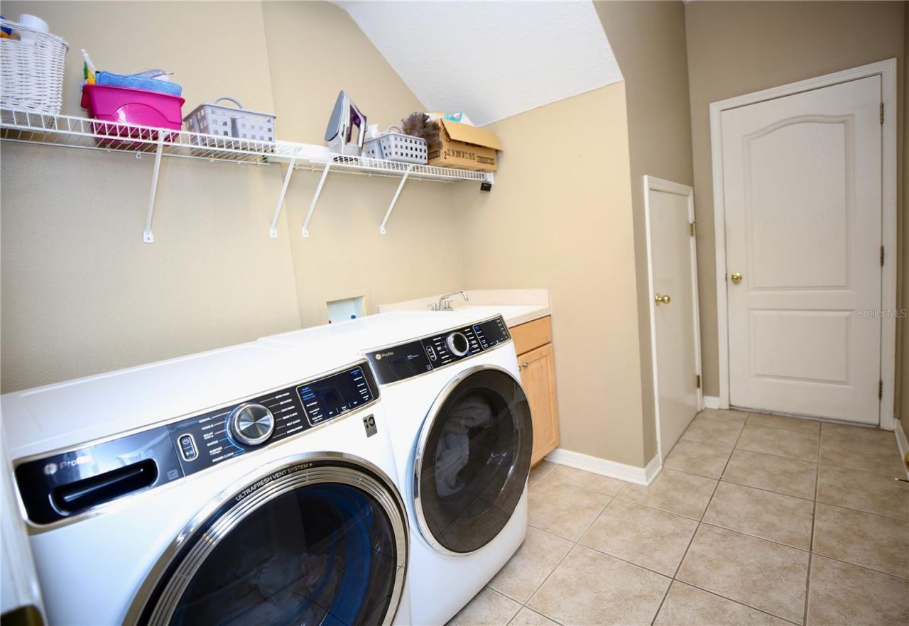2410 Tea Olive Terrace, Valrico, FL 33594 Photo