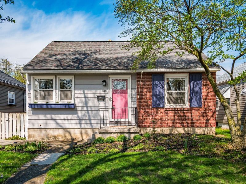 620 E Royal Forest Boulevard, Columbus, OH 43214 Photo 1