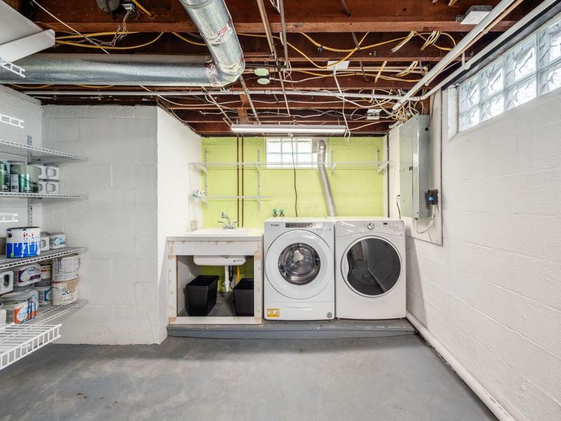 620 E Royal Forest Boulevard, Columbus, OH 43214 Photo 38