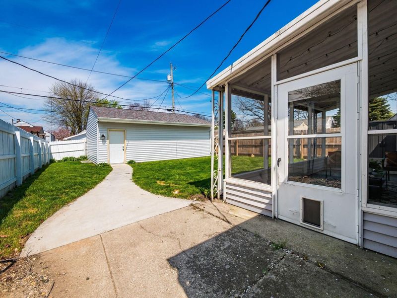 620 E Royal Forest Boulevard, Columbus, OH 43214 Photo 42