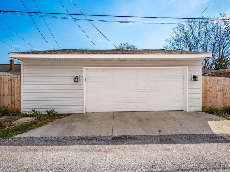 620 E Royal Forest Boulevard, Columbus, OH 43214 Photo 52