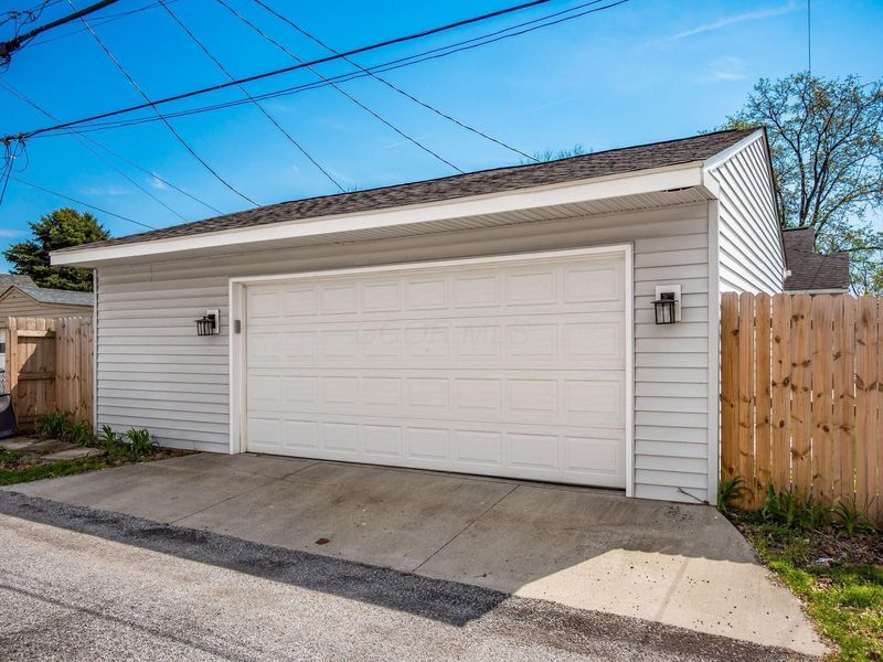 620 E Royal Forest Boulevard, Columbus, OH 43214 Photo 53