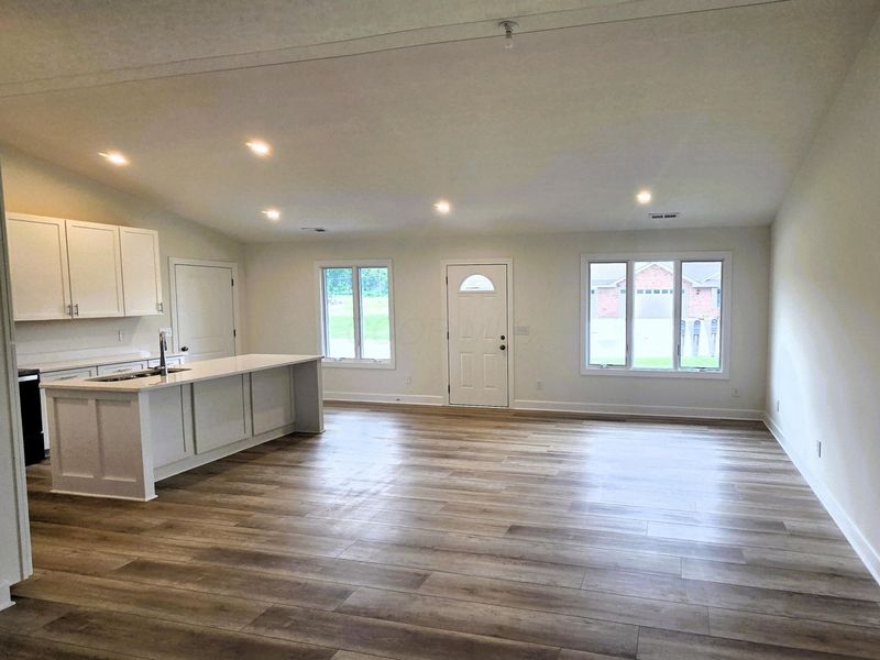 1260 Ashford Drive, Marysville, OH 43040 Photo 3