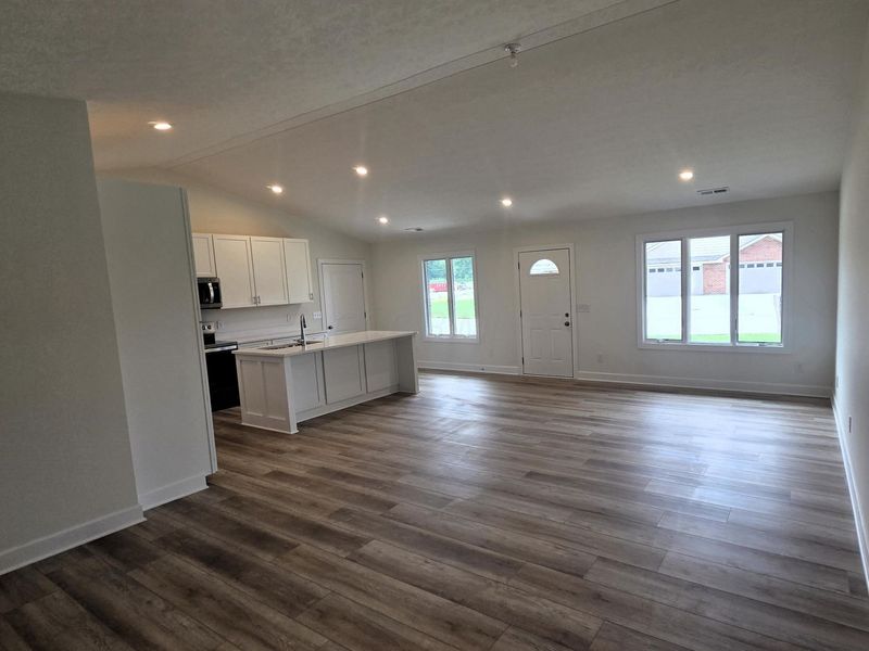 1260 Ashford Drive, Marysville, OH 43040 Photo 5