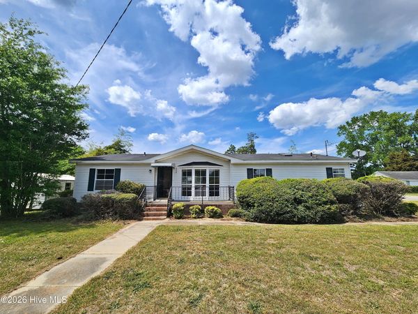 608 Old Whiteville Road, Lumberton, NC 28358