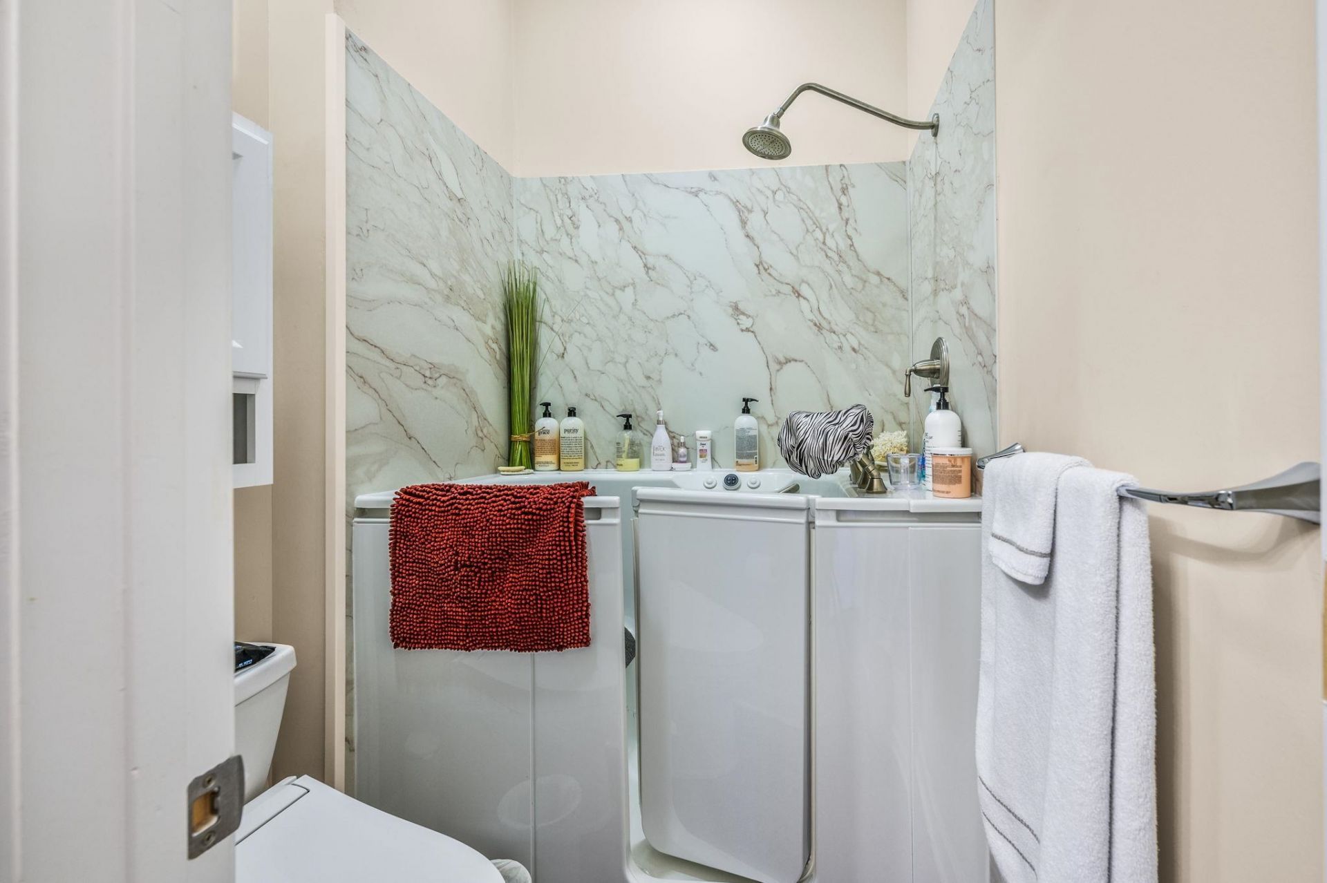 251 Stonewall Circle Photo 16