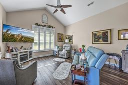 251 Stonewall Circle photo 4