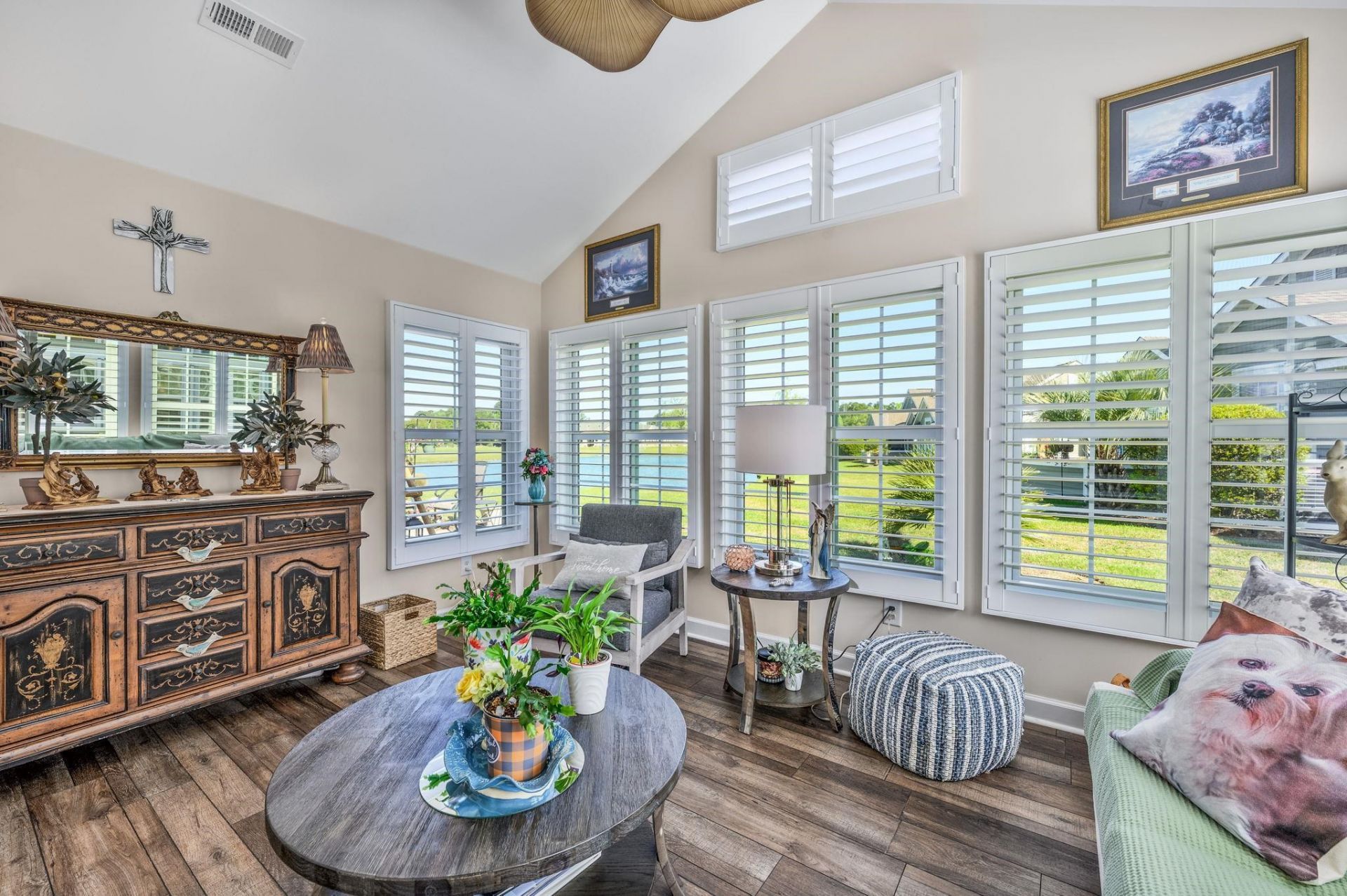 251 Stonewall Circle Photo 6