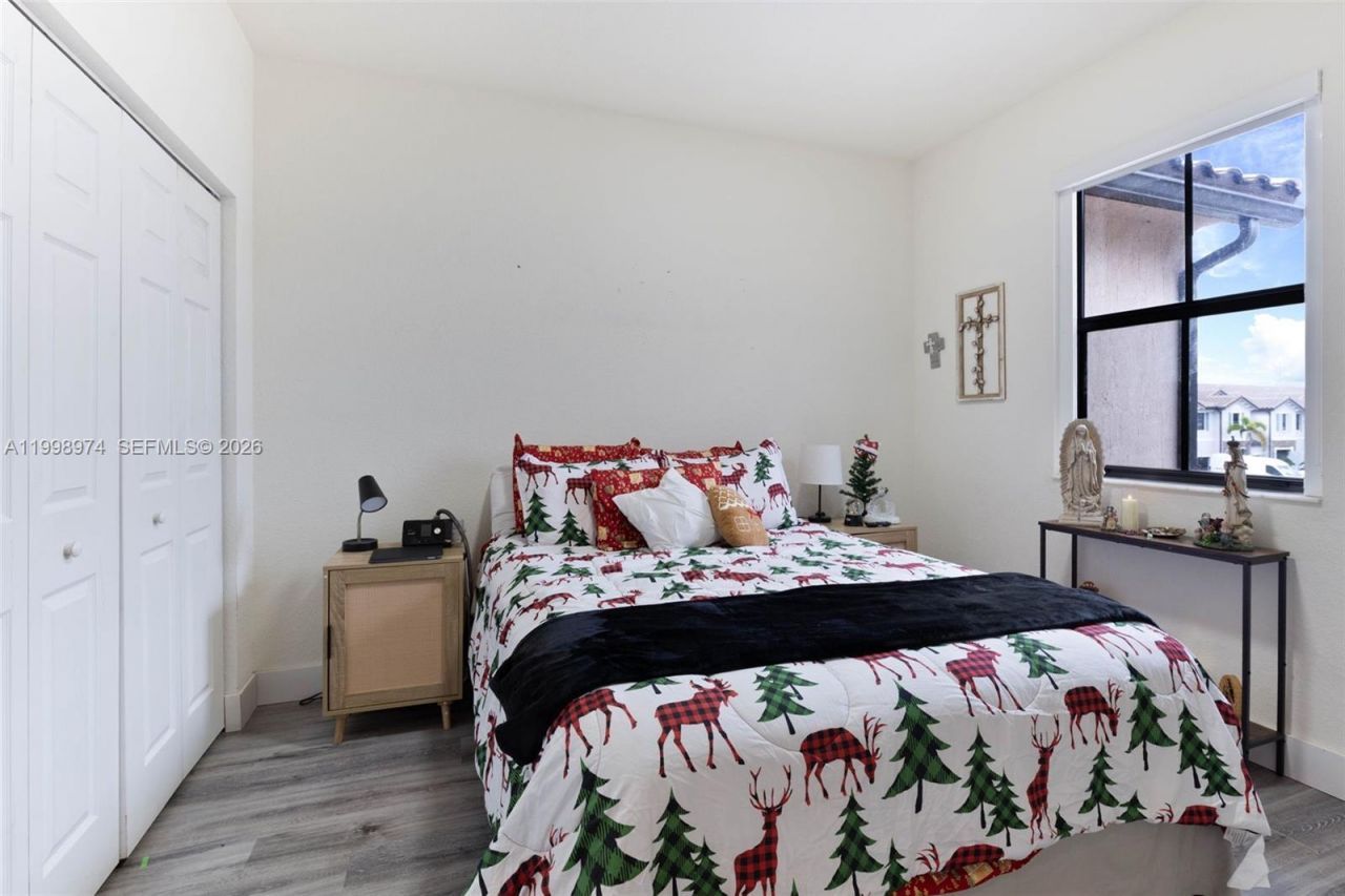 15070 SW 119th Ln, Miami, FL 33196 Photo