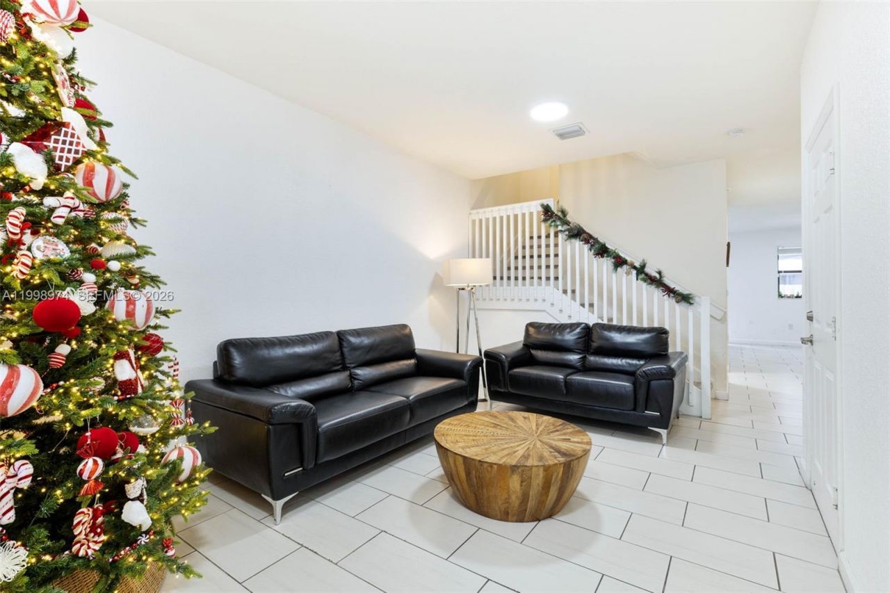 15070 SW 119th Ln, Miami, FL 33196 Photo