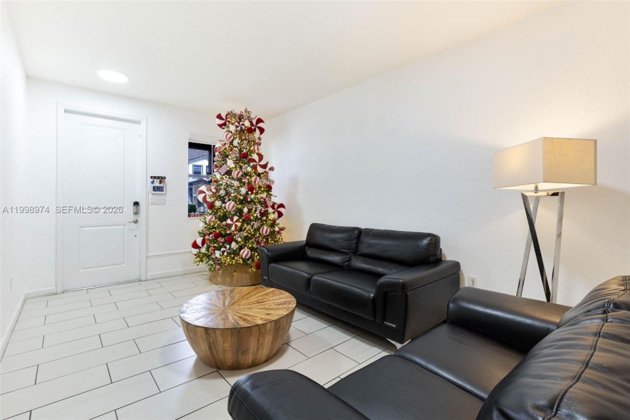 15070 SW 119th Ln, Miami, FL 33196 Photo