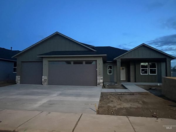 1195 W Recess, Kuna, ID 83634