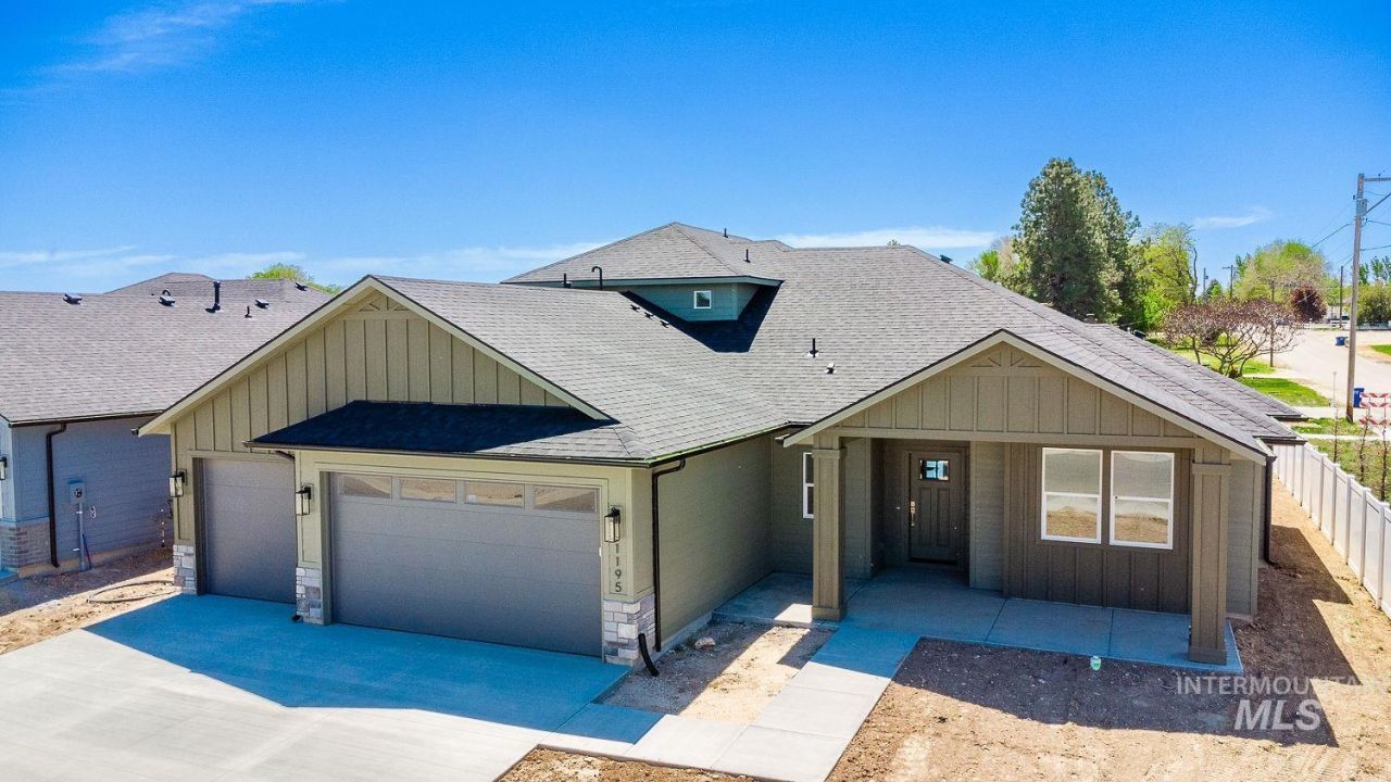 1195 W Recess, Kuna, ID 83634 Main Photo