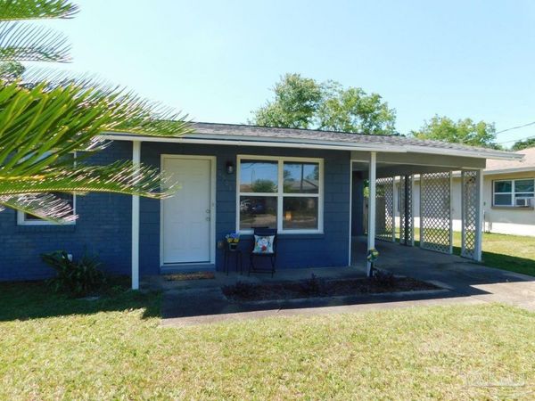 6508 East Shore Dr, Pensacola, FL 32505