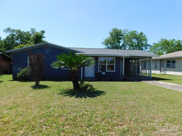 6508 East Shore Dr, Pensacola, FL 32505