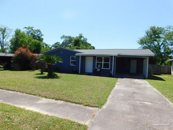 6508 East Shore Dr, Pensacola, FL 32505