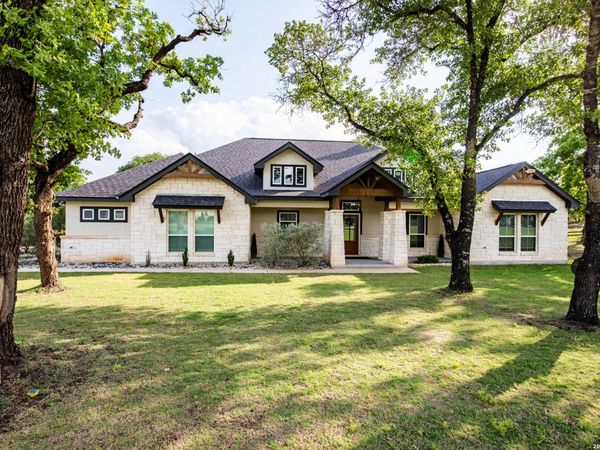 61 ACRES Crescent Ridge, Adkins, TX 78101