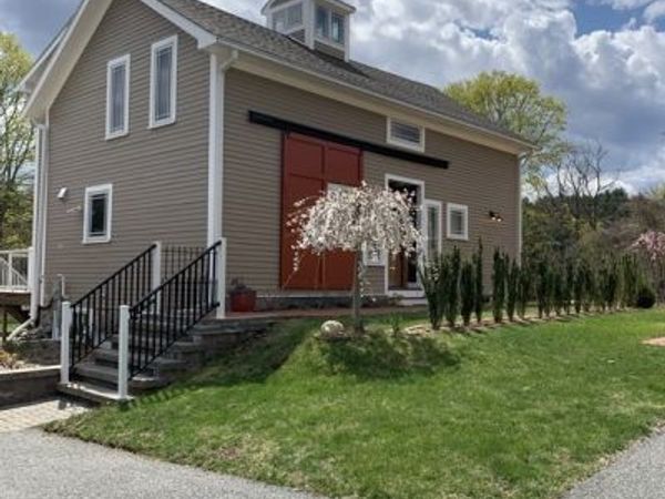 196 South, Unit A, Weston, MA 02493