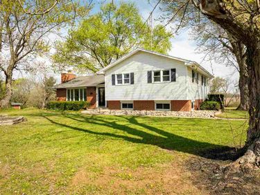 3298 W Tingler Rd, Richmond, IN 47374