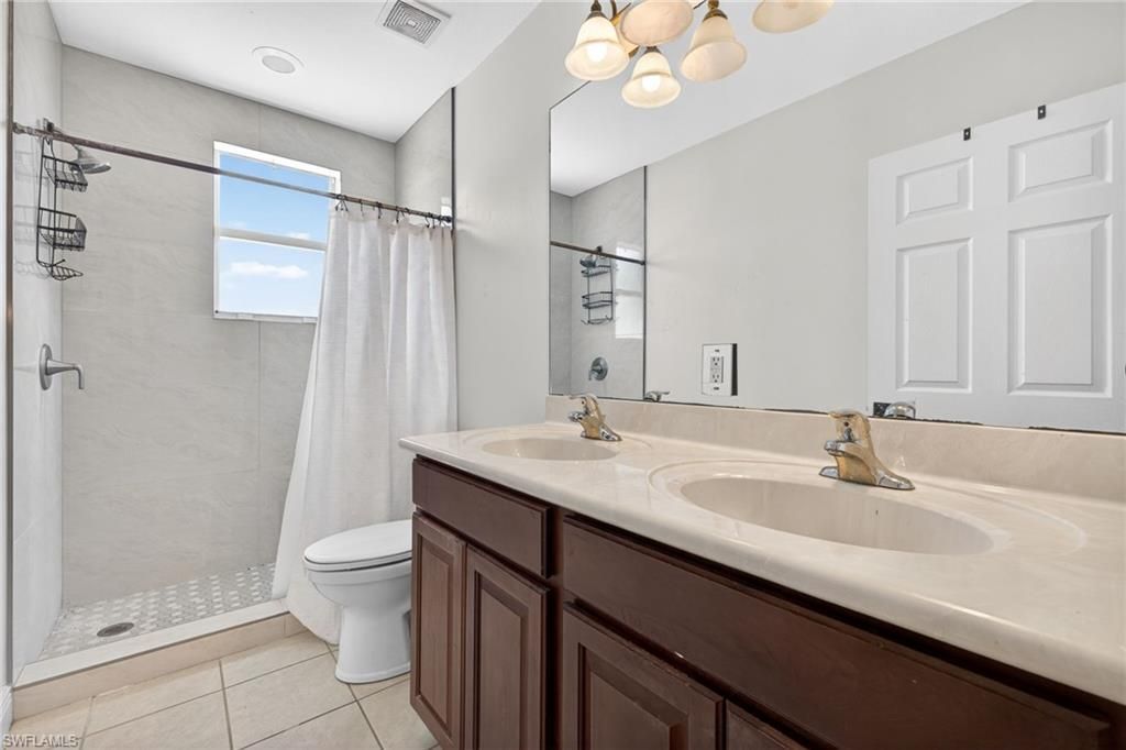 9734 Silvercreek Ct, Estero, FL 33928 Photo