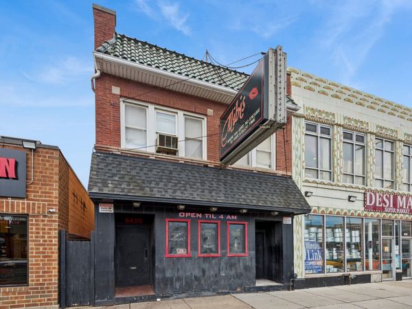 6420 N Western Avenue , Chicago, IL 60645