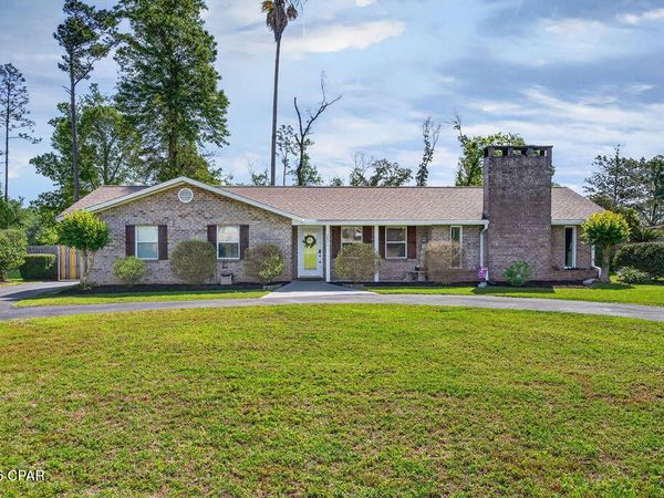 2871 Wildwood Circle, Marianna, FL 32448