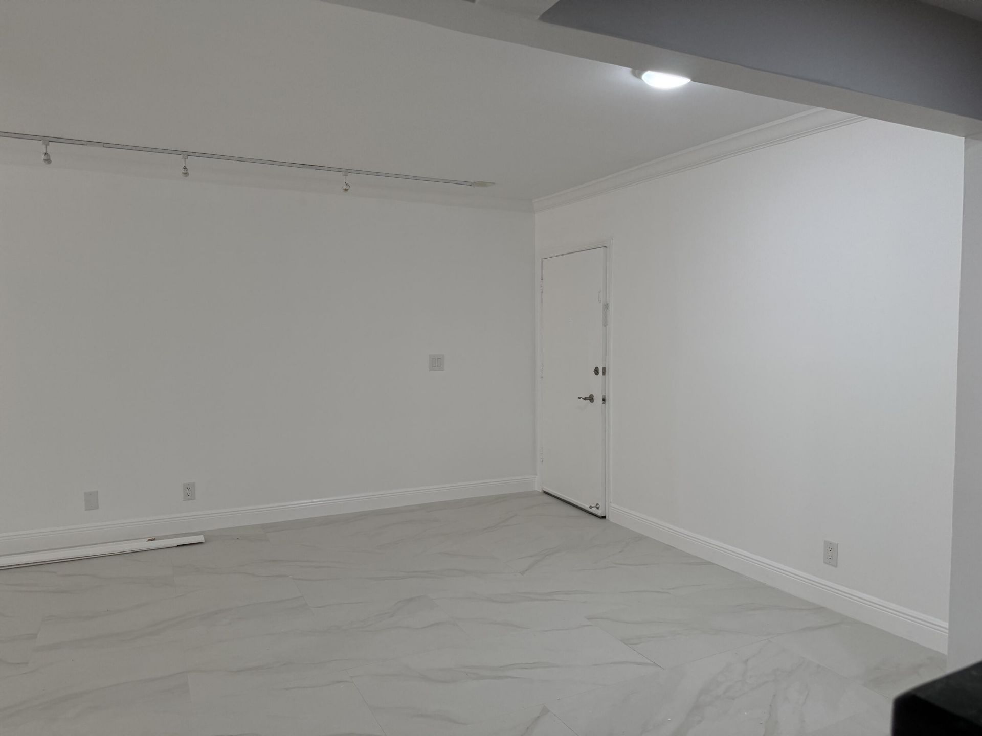 2161 NE 68 Street Ne, Unit 303, Fort Lauderdale, FL 33308 Photo