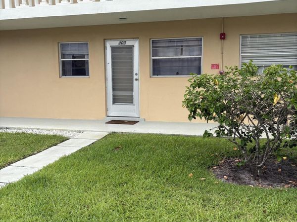 2102 NE 1st Way, Unit 103, Boynton Beach, FL 33435
