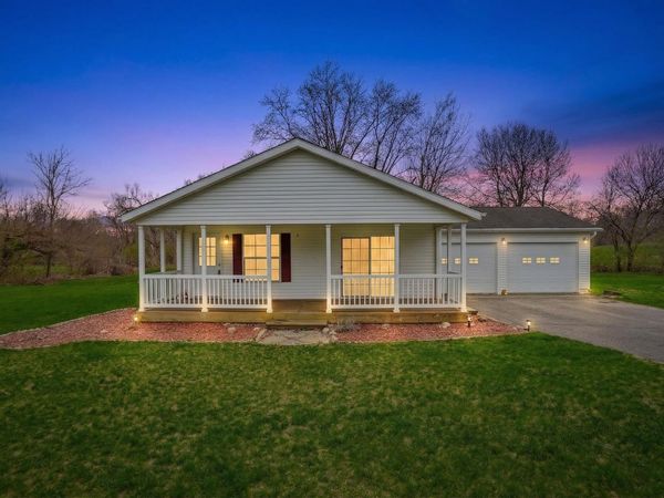 4757 E 150 s Road, Rochester, IN 46975