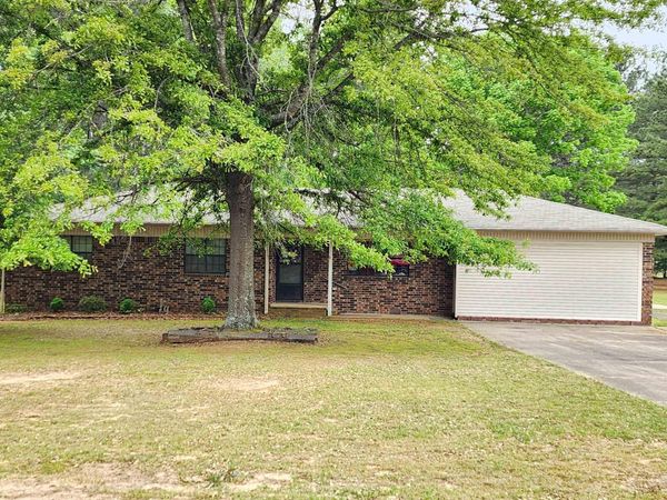 9419 Redfield Drive , Cabot, AR 72023
