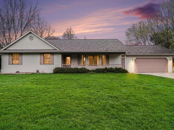 3724 Starchief Street, Kalamazoo, MI 49048