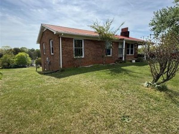 1280 Pilot Westfield Road, Pilot Mountain, NC 27041