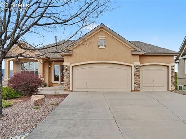 454 Pasada Way, Monument, CO 80132