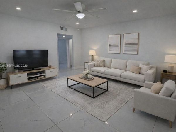 629 SW 10th St, Unit 4, Miami, FL 33130