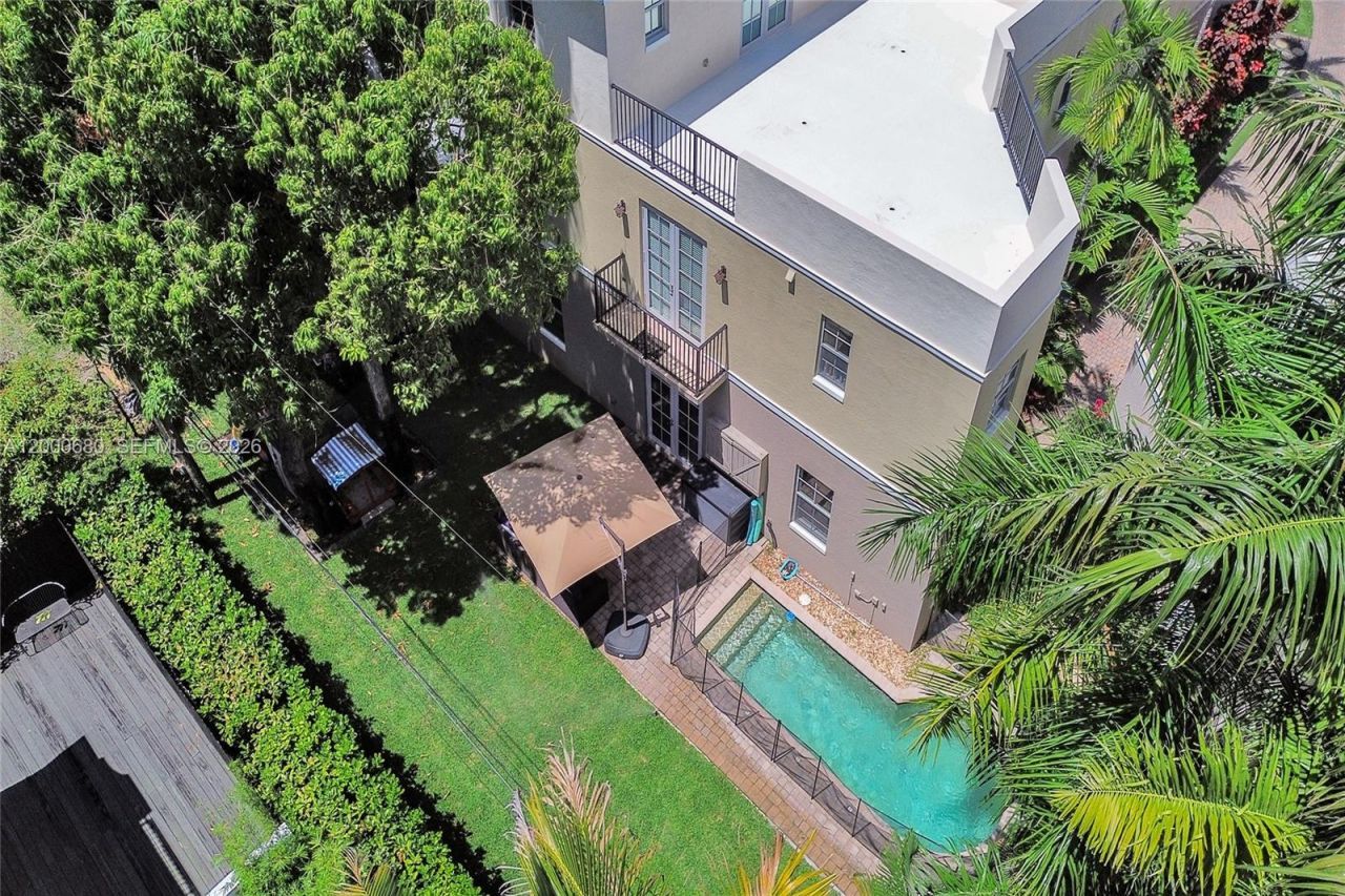 822 SW 10th Street, Fort Lauderdale, FL 33315 Photo