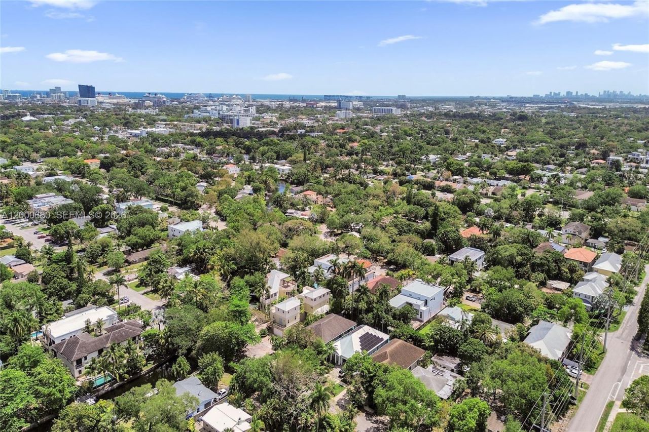 822 SW 10th Street, Fort Lauderdale, FL 33315 Photo