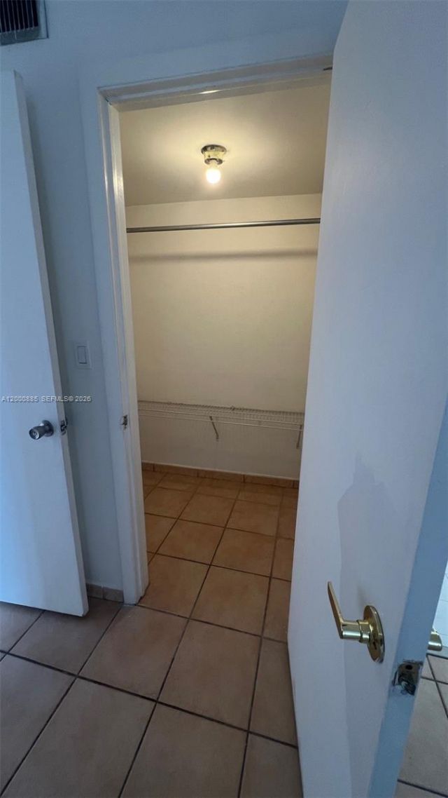 6070 W 18th Ave, Unit 323, Hialeah, FL 33012 Photo