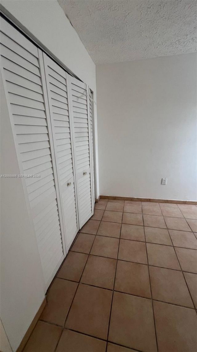 6070 W 18th Ave, Unit 323, Hialeah, FL 33012 Photo