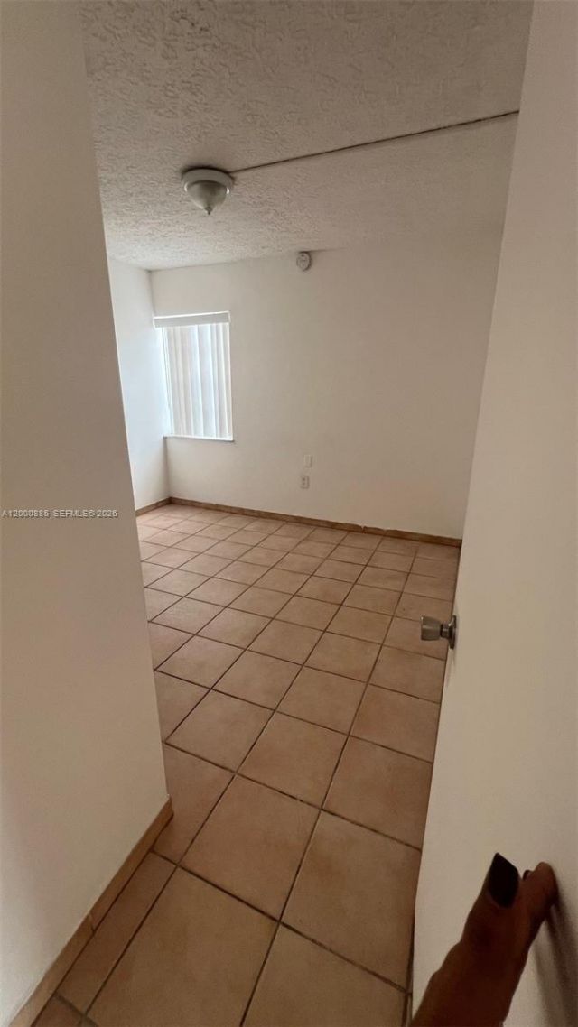 6070 W 18th Ave, Unit 323, Hialeah, FL 33012 Photo