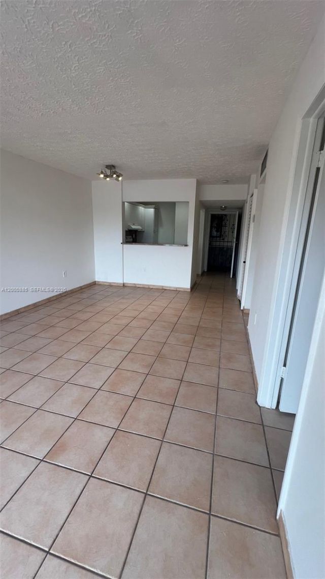 6070 W 18th Ave, Unit 323, Hialeah, FL 33012 Photo
