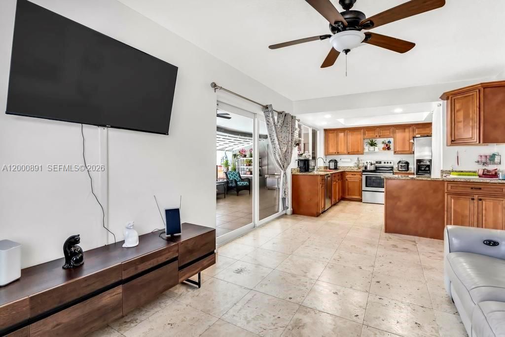 1301 N 74th Ter, Hollywood, FL 33024 Photo