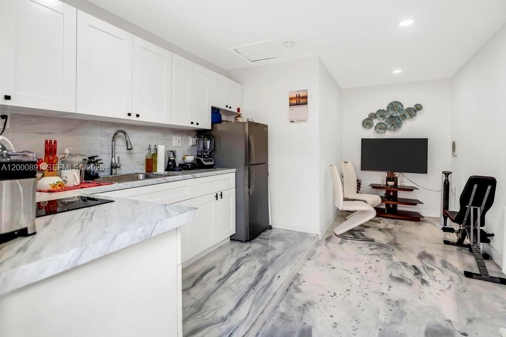 1301 N 74th Ter, Hollywood, FL 33024 Photo