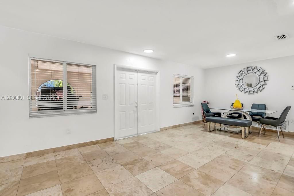 1301 N 74th Ter, Hollywood, FL 33024 Photo